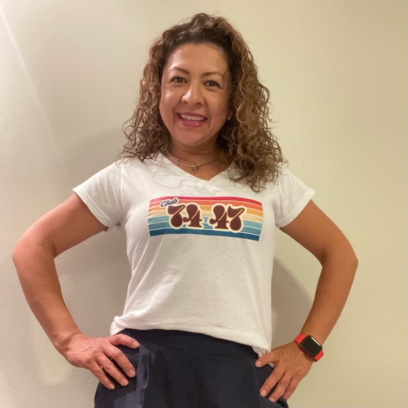 Meet your Posher, Laura - Picture 1 of 1